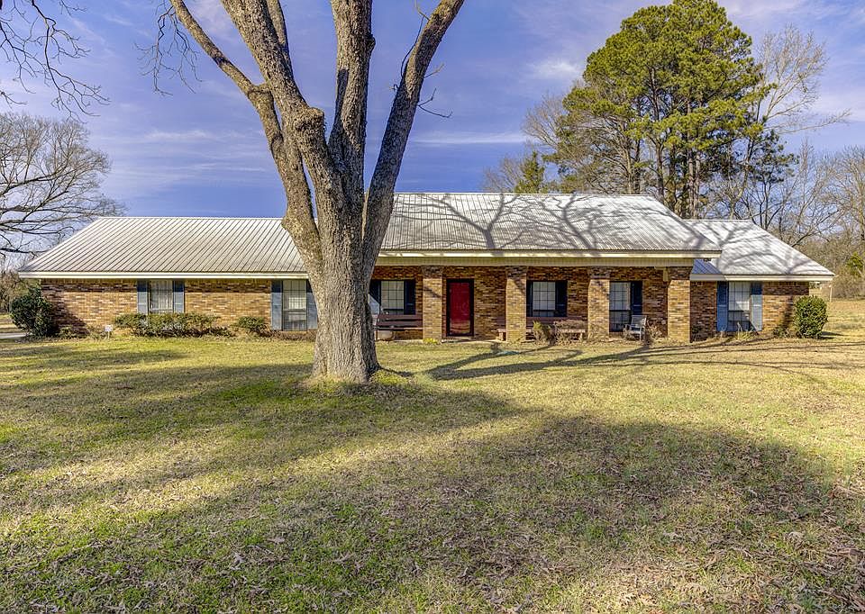 1st image of 5 Rolling Hill Rd