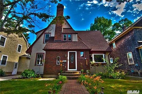 1st image of 56 Roosevelt St