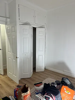 Rented by Sprint Realty | media 11