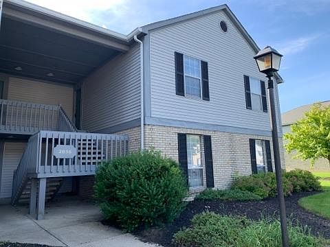 1st image of 2056 Park Run Dr APT D