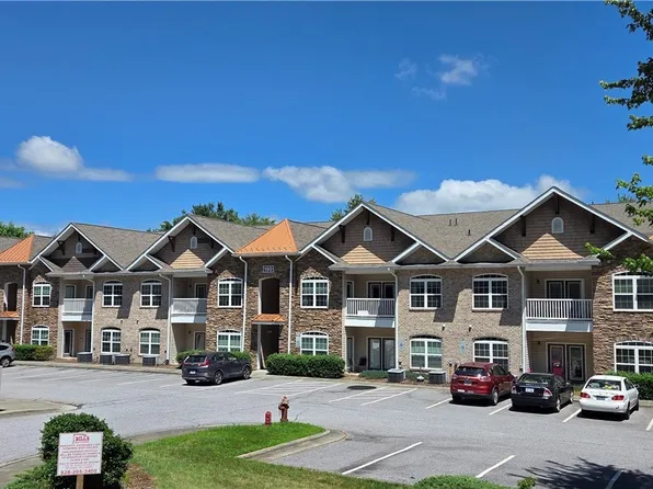 190 Eli Hartley Road #104, Boone, NC 28607
