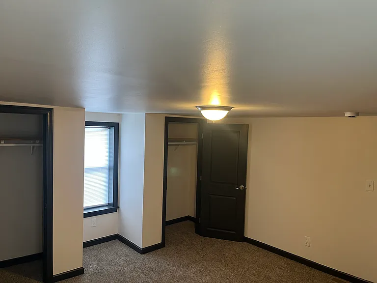 1150 Oakmont Ave — Photo 8