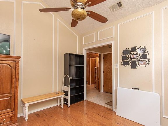 5th image of 515 Wildvine Dr