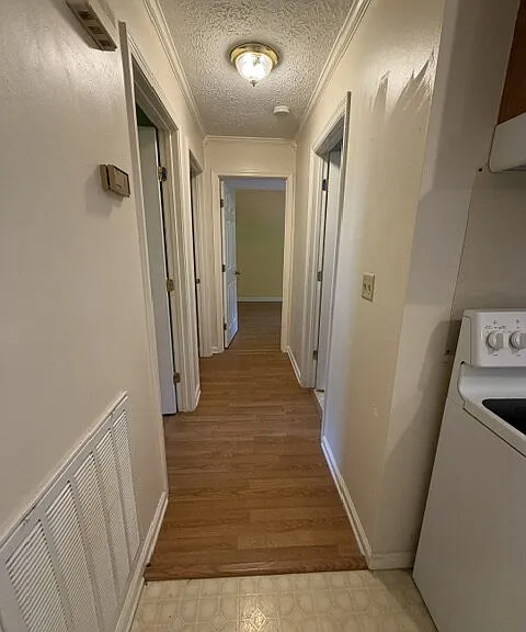 702 Rodeo Rd — Photo 12