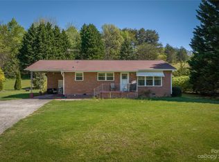 1475 Hopewell Rd, Morganton, NC 28655