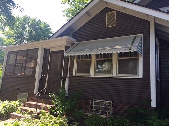 3rd image of 1001 Grand Ave #1003