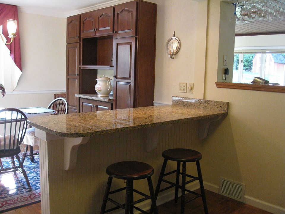 Kitchen with granite center island