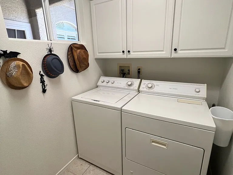 64300 E Wind Ridge Cir — Photo 16