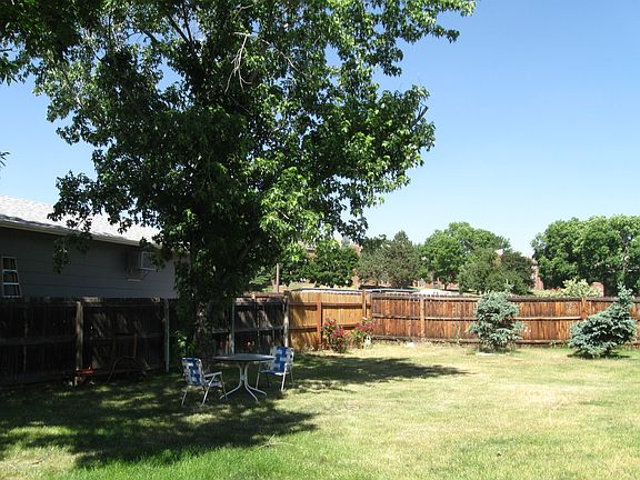 Huge fenced back yard!