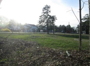 32 Village St, Concord, NH 03303