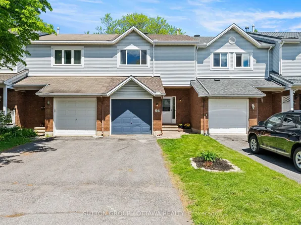 94 Piper Cres, Ottawa, ON K2K 2S9