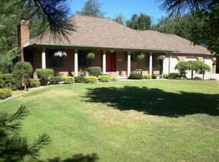 104 Orpha Dr, Middlebury, IN 46540