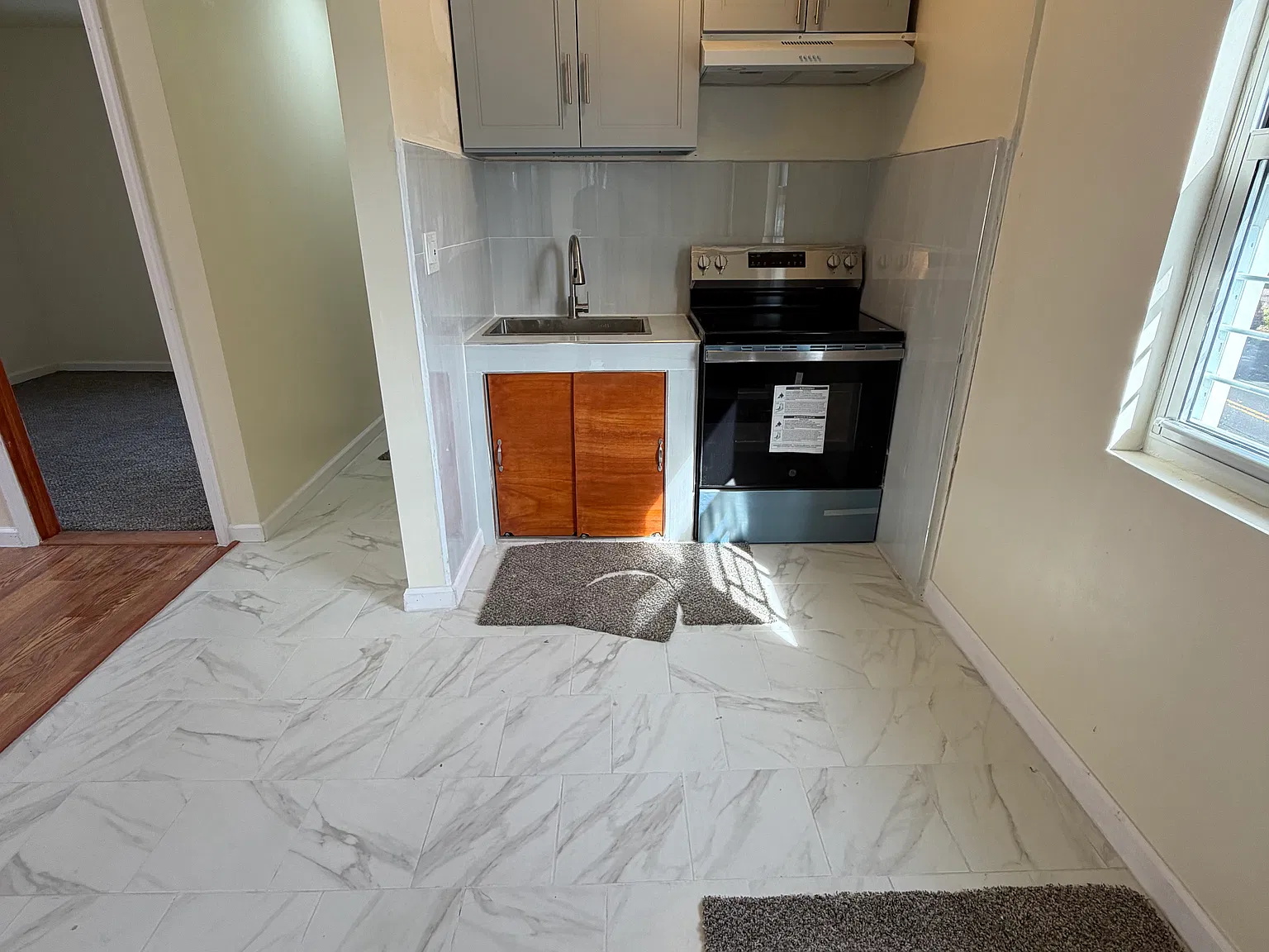 3 bed, $3,500 — Photo 2