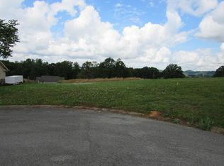 Smoky View Ln, Madisonville, TN 37354