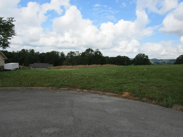 Smoky View Ln, Madisonville, TN 37354