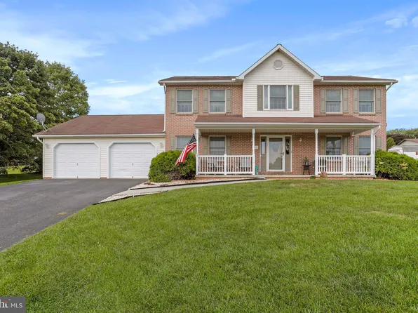 108 Pinecrest Dr, Frostburg, MD 21532