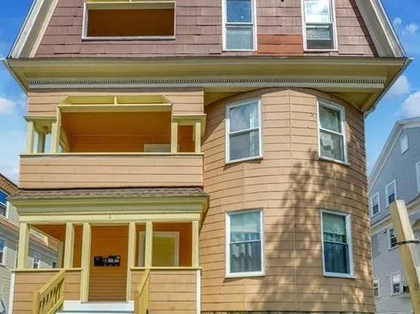 6 Euclid Ave, Worcester, MA 01610