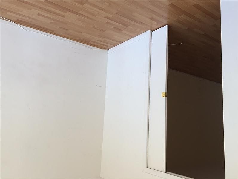 2nd image of 1501 NE 191st St APT 408