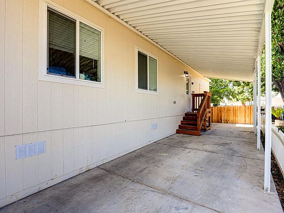 3rd image of 7596 La Bella Cir #154