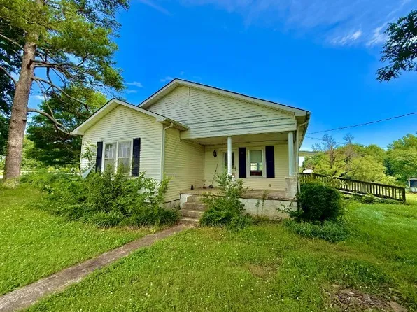 560 State Line Rd, Loretto, TN 38469
