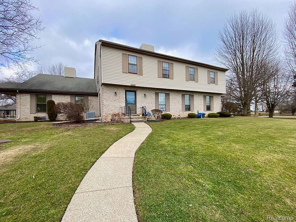 1st image of 35192 N Bay Cir
