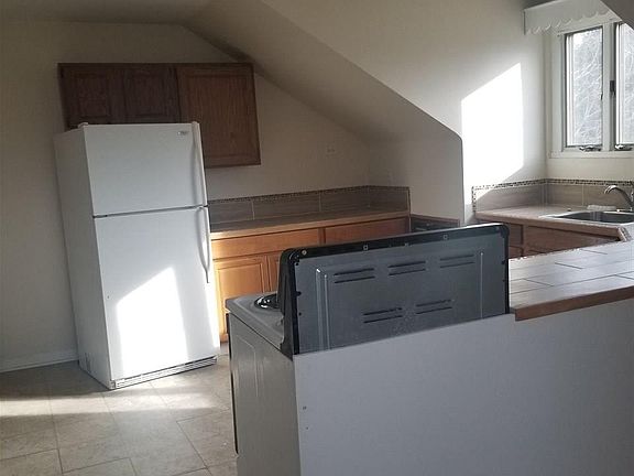 4th image of 782 New Scotland Ave
