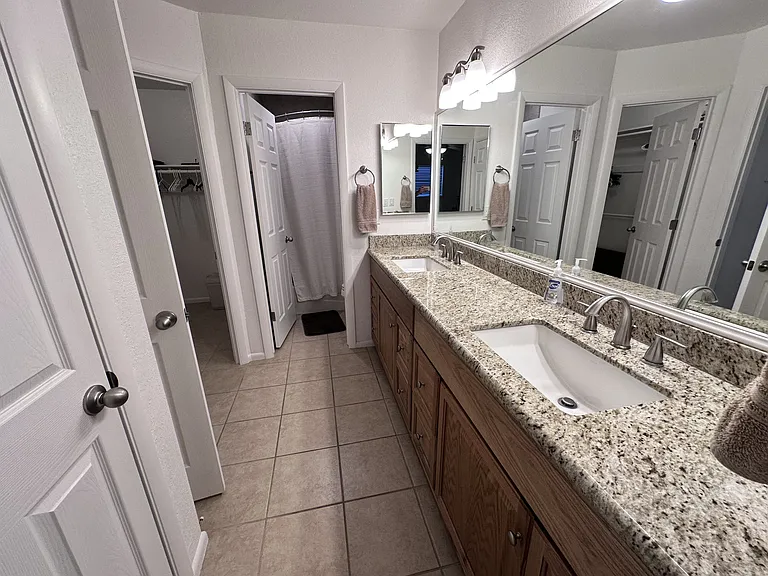 441 Moser Ave #C7 — Photo 8