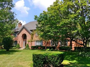 690 Skye Ln, Inverness, IL 60010