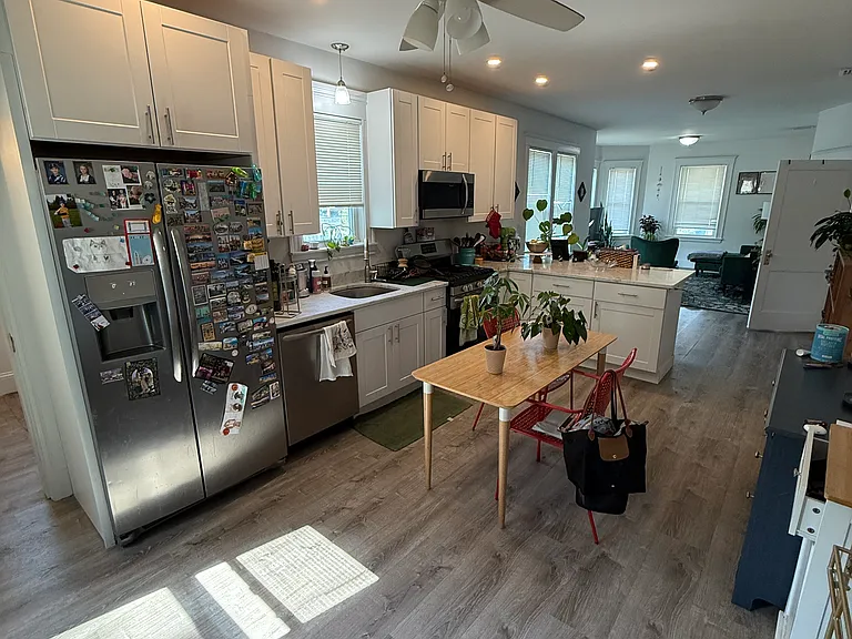 1 Crawford St #2 — Photo 4