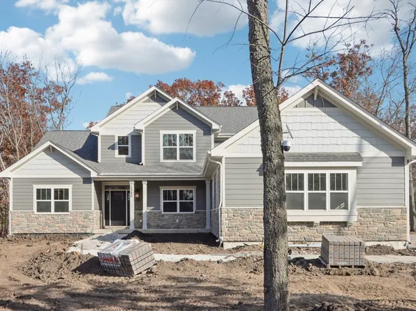 0N022 Alexander Dr, Geneva, IL 60134