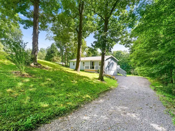 184 Warm Hollow Rd, Morgantown, WV 26508