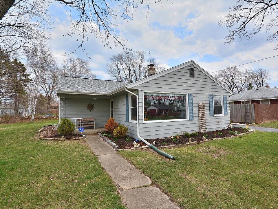 1st image of 7700 N 44th St