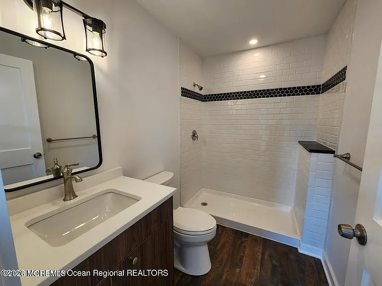 105 Summit Ave — Photo 8