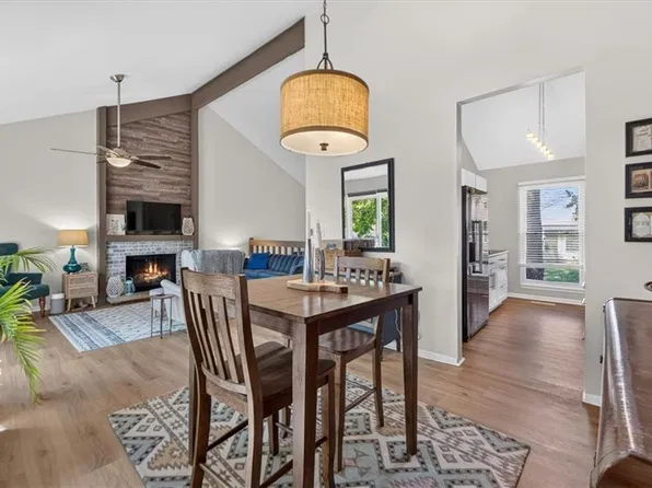 5725 N Oregon Ave, Kansas City, MO 64151