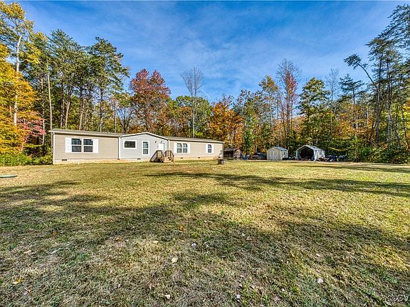 3rd image of 6823 Williams Ln