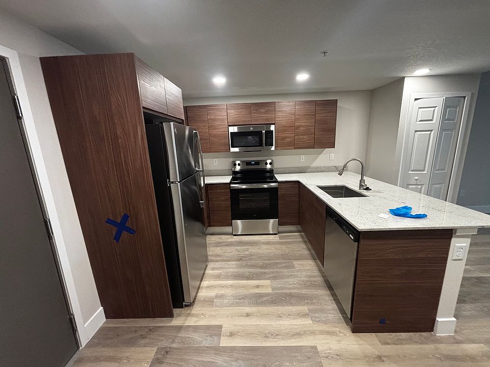 1st image of 4424 S Texas Ave #111