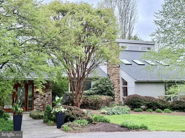 3 Brook Farm Ct, Cockeysville, MD 21030