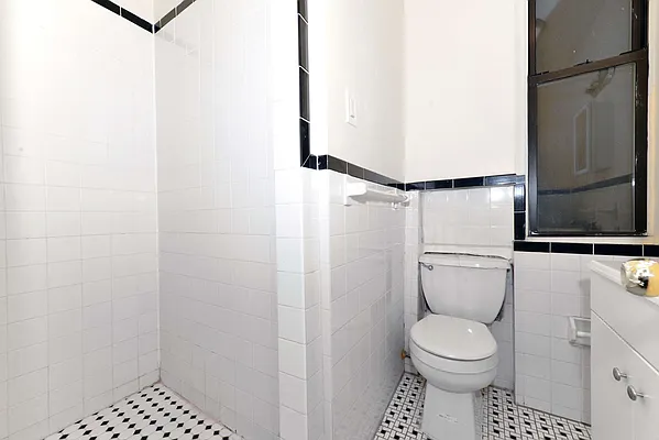 Rented by J Misrahi Realty Corp | media 14