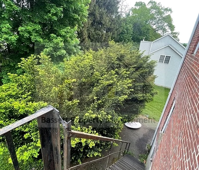 115 Hubbard Pl #2 — Photo 14