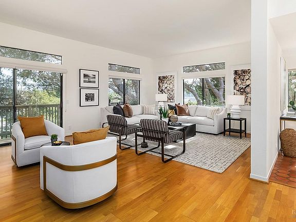 3rd image of 55 Eucalyptus Knoll Street