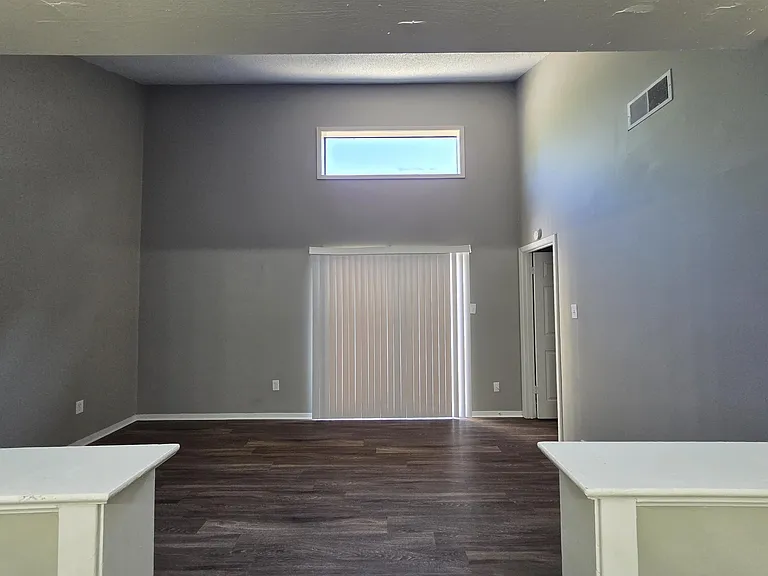 6369 Golden Park Dr — Photo 5