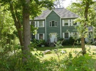 74 Leland Ave, Tisbury, MA 02568