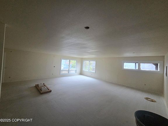 3rd image of 2205 Barrow St