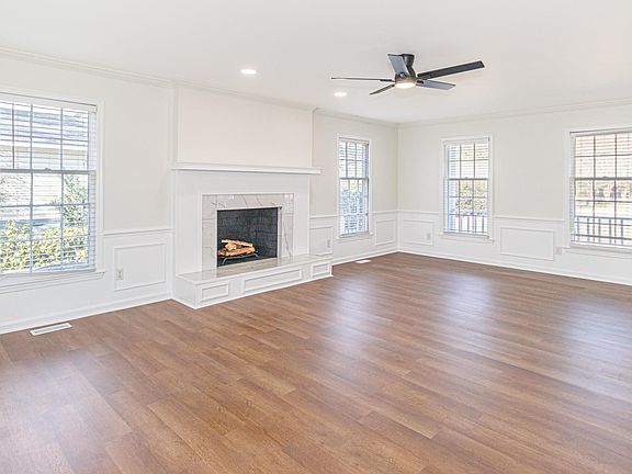 3rd image of 4103 Heather Dr.