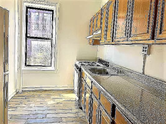 3rd image of 3820 Waldo Ave APT L2