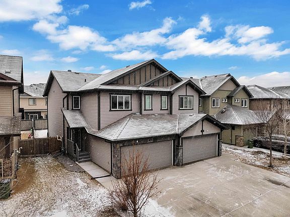 2nd image of 718 177th St SW