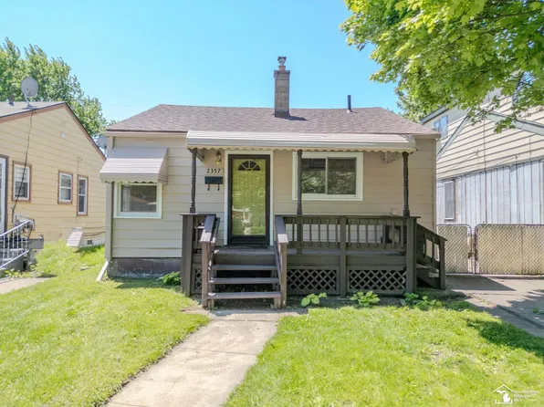 2357 Fisher St, Melvindale, MI 48122
