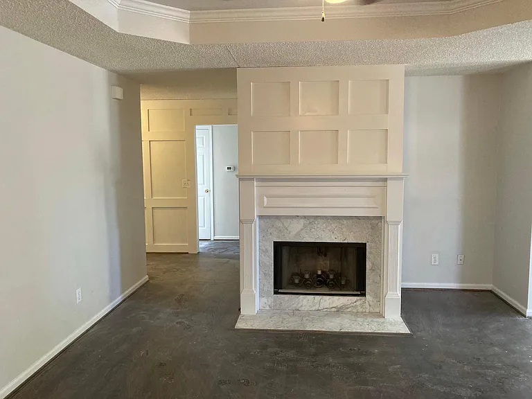 144 Charleston Way — Photo 3