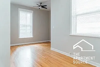 10 W Chestnut St #4 — Photo 2