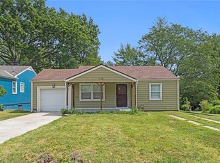 7135 Main St, Kansas City, MO 64114